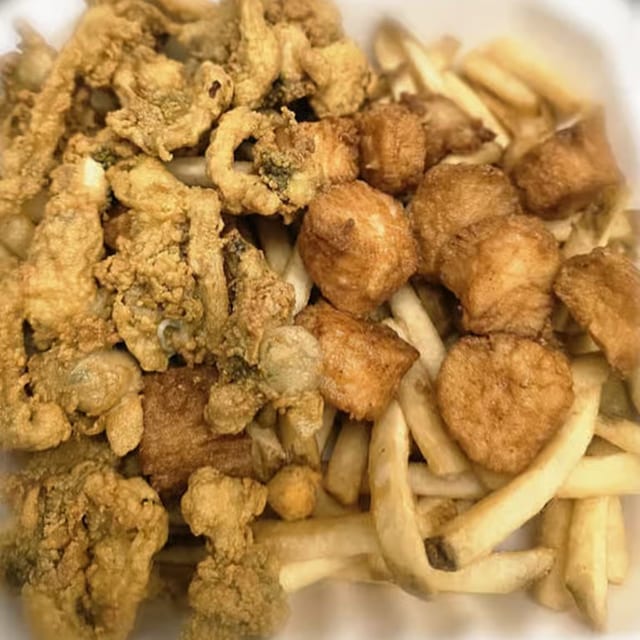 Clams & Scallops.